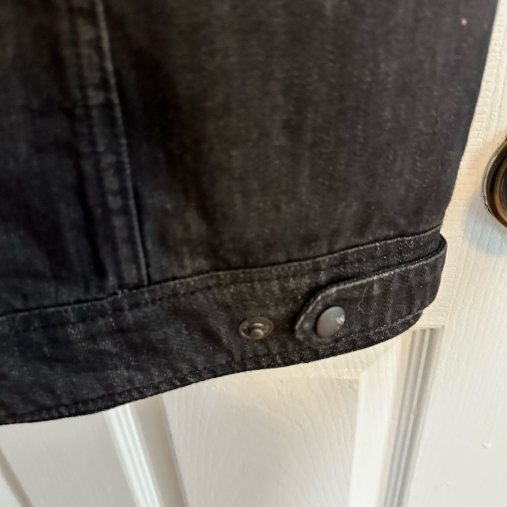Z1R Men's Black Denim Vest with Snap-Front with Zipper and Chest Pockets - Picture 5 of 9